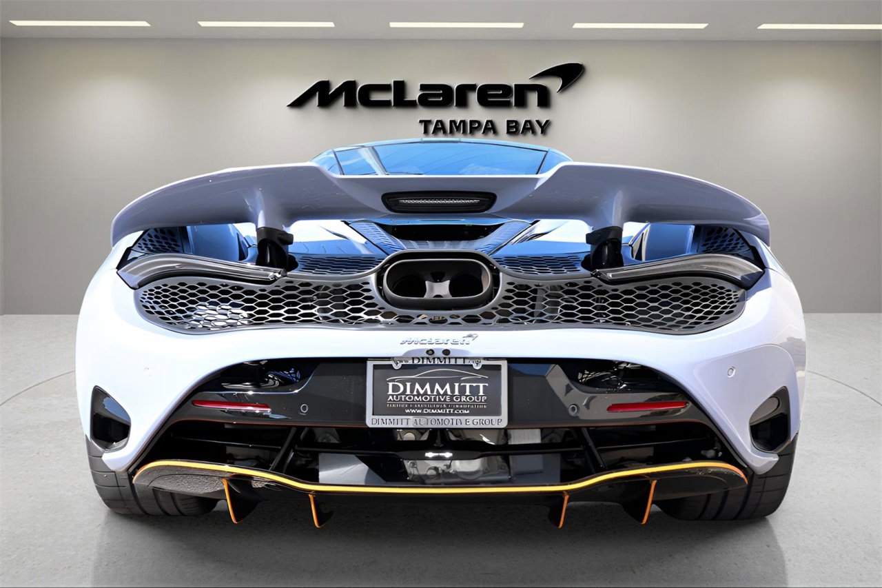 Used 2024 McLaren 750S image 8