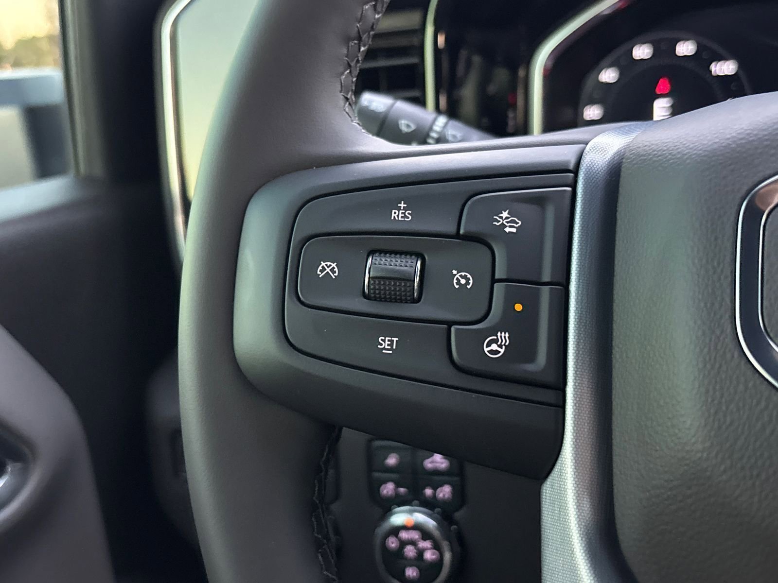 New 2026 GMC Sierra 2500 SLT w/ SLT Premium Package image 17