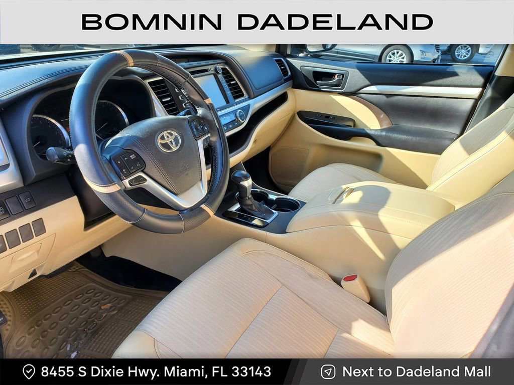 Used 2018 Toyota Highlander Plus image 15