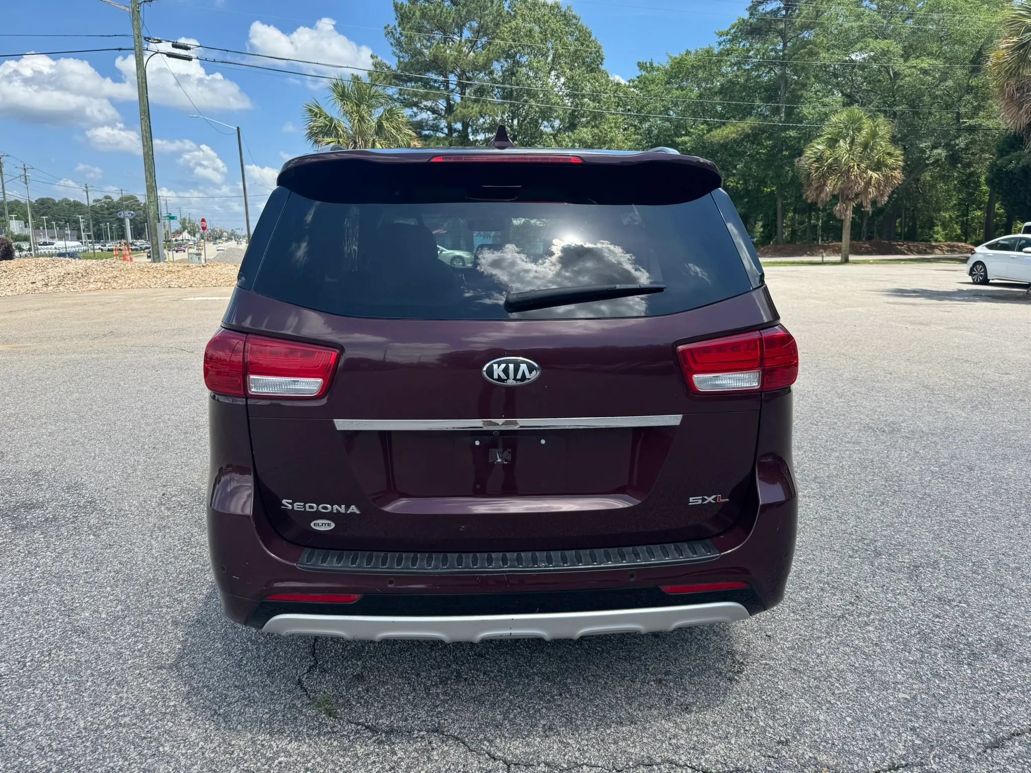 Used 2018 Kia Sedona SX Limited FWD image 9