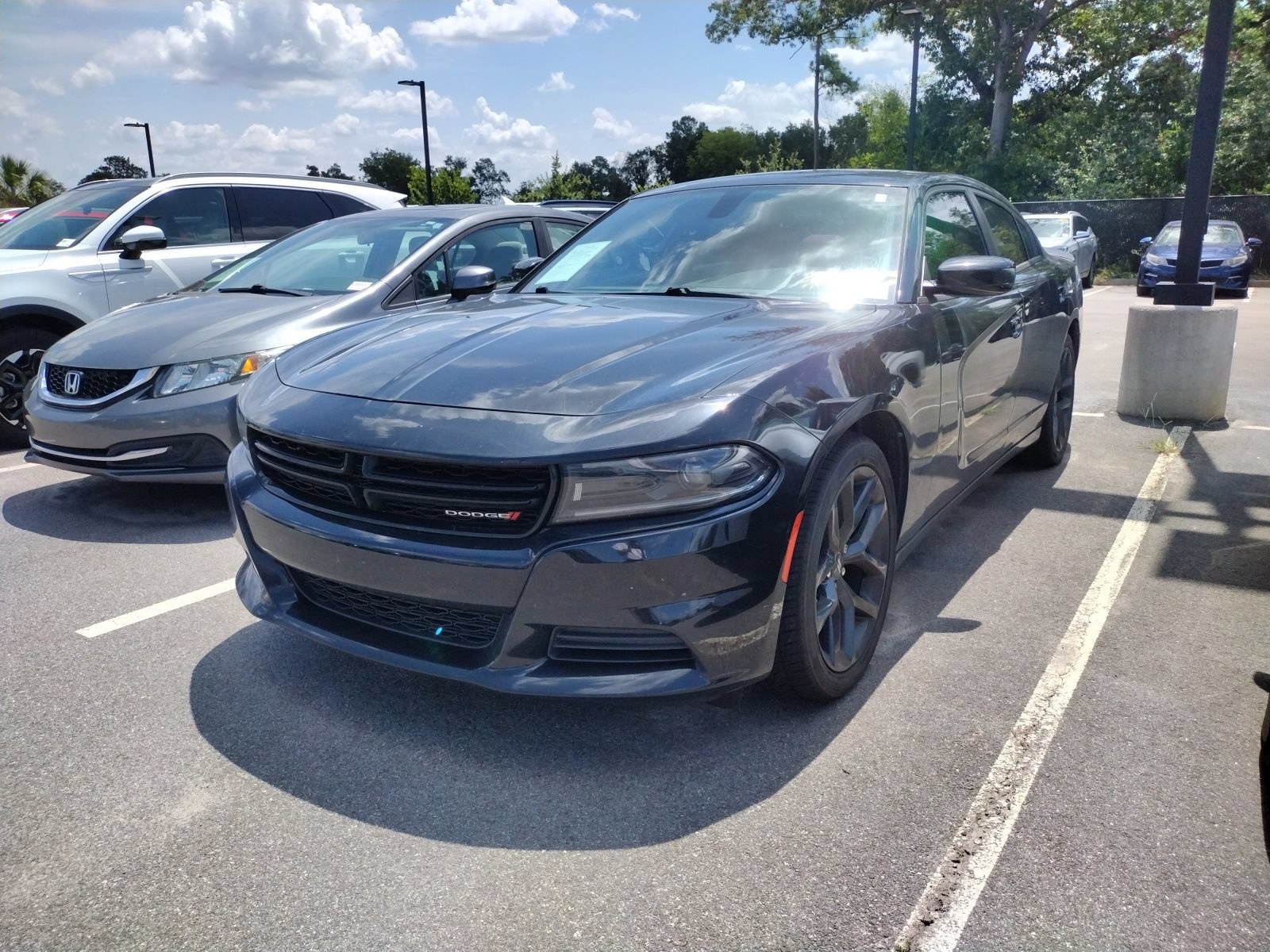 Used 2023 Dodge Charger SXT RWD image 3