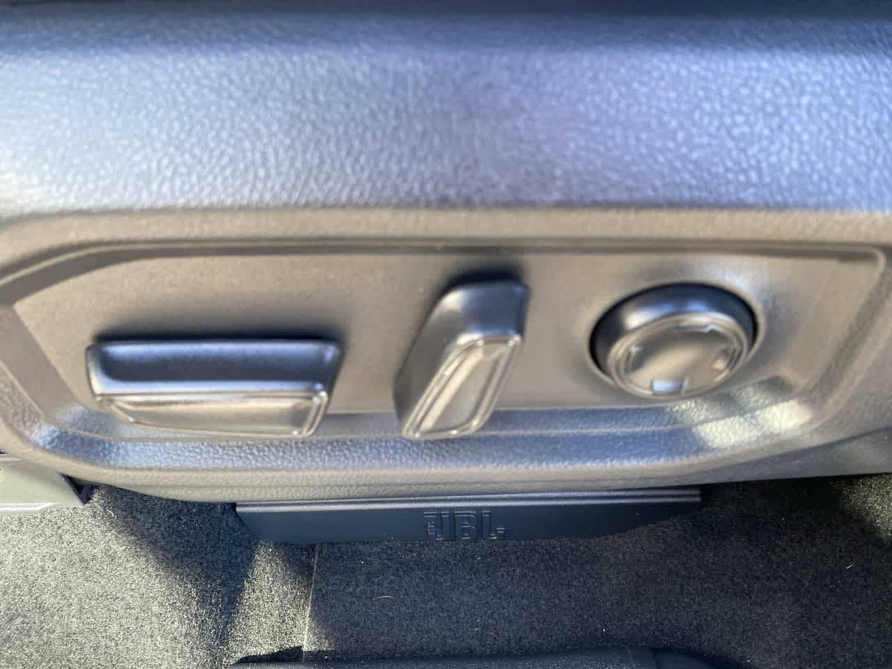 Used 2023 Toyota Tundra Platinum AWD/4WD image 12