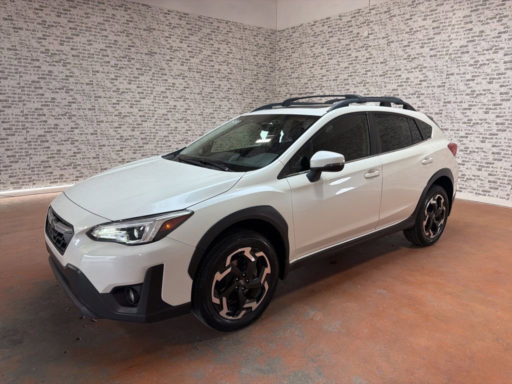 Used 2022 Subaru Crosstrek 2.5i Limited w/ Moonroof Package 2 AWD/4WD image 3