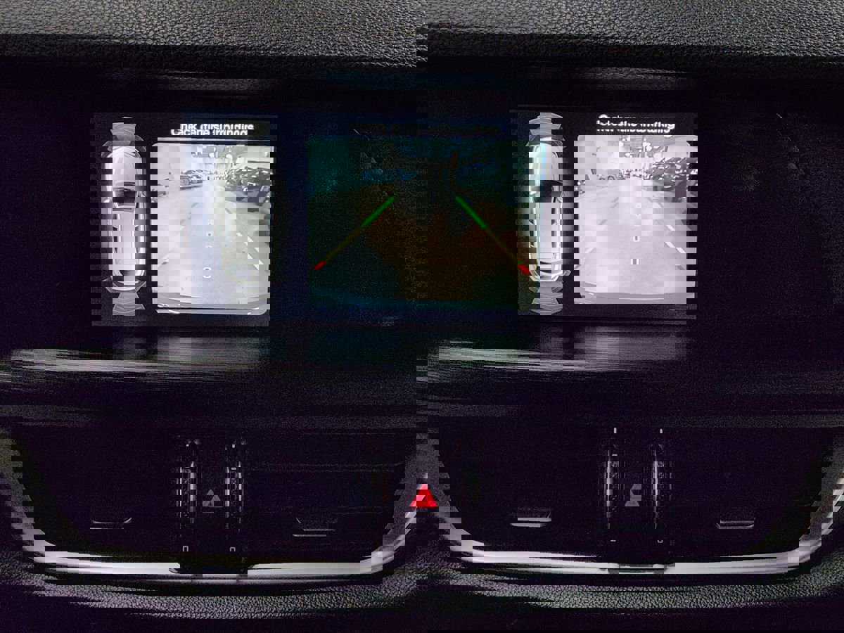 Used 2018 Alfa Romeo Stelvio AWD image 35