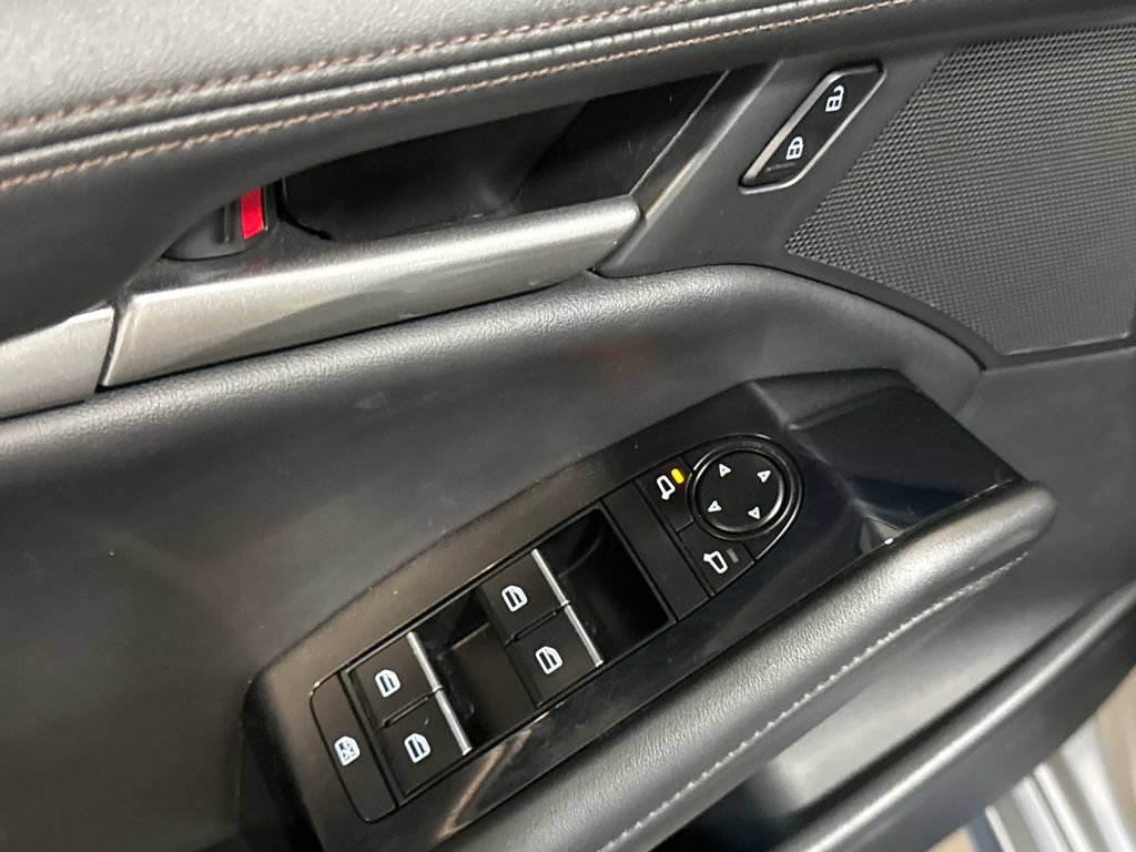 Certified 2025 MAZDA MAZDA3 s Sport FWD image 25