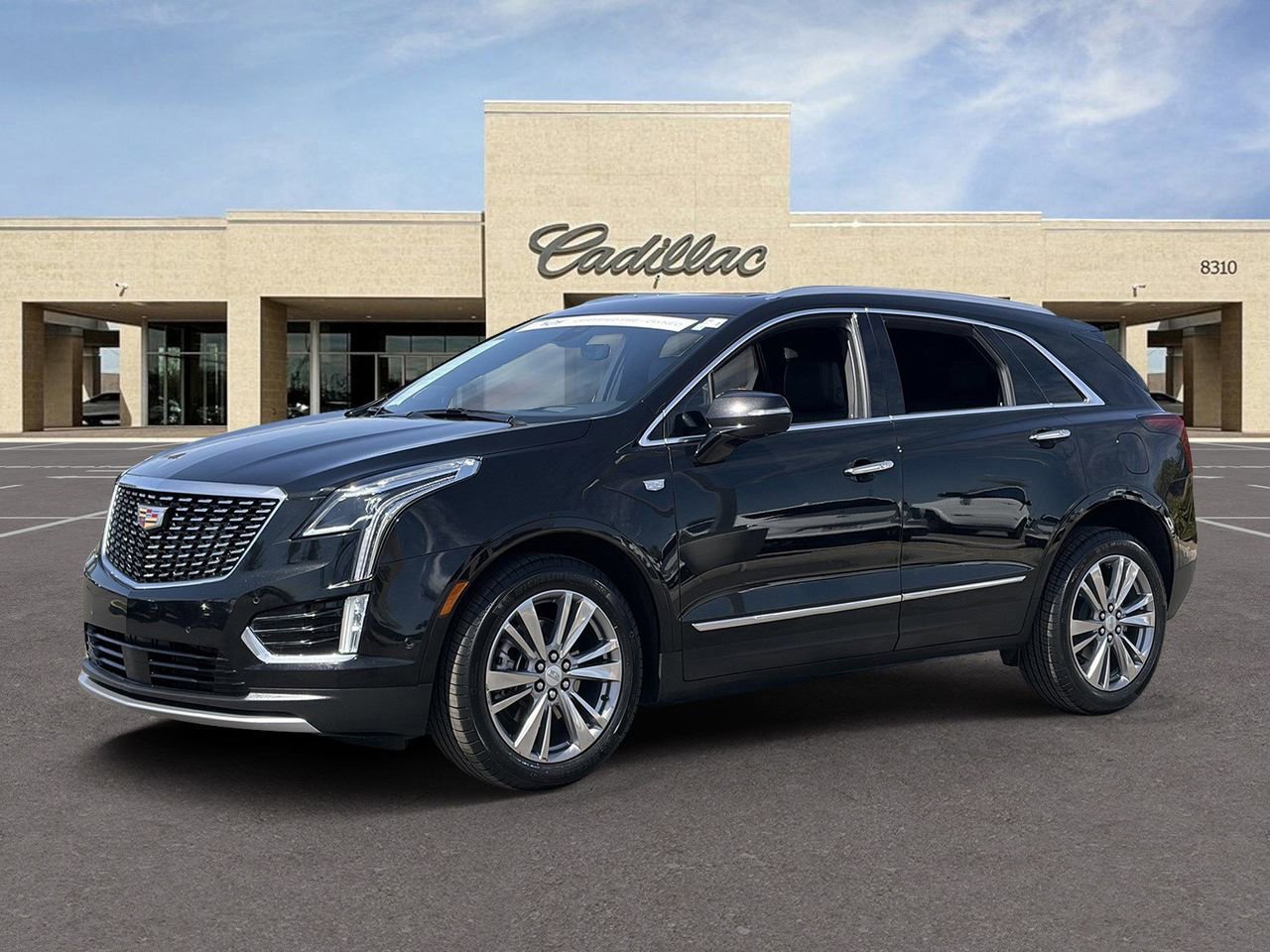 Certified 2024 Cadillac XT5 Premium Luxury w/ Technology Package FWD image 34