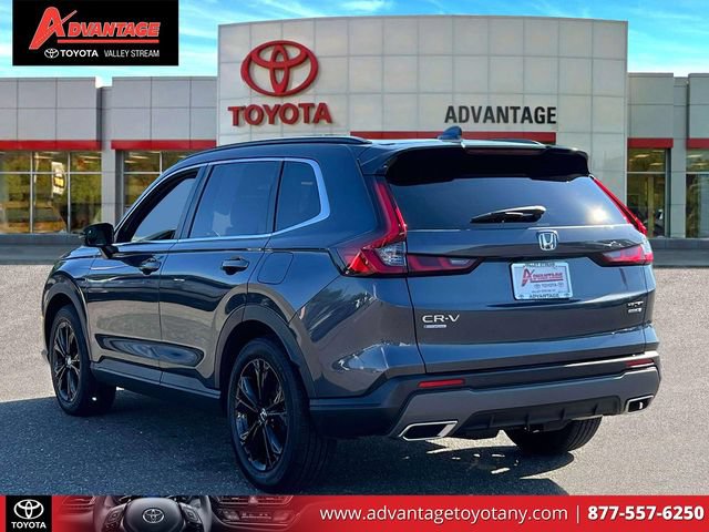 Used 2025 Honda CR-V Sport Touring image 8