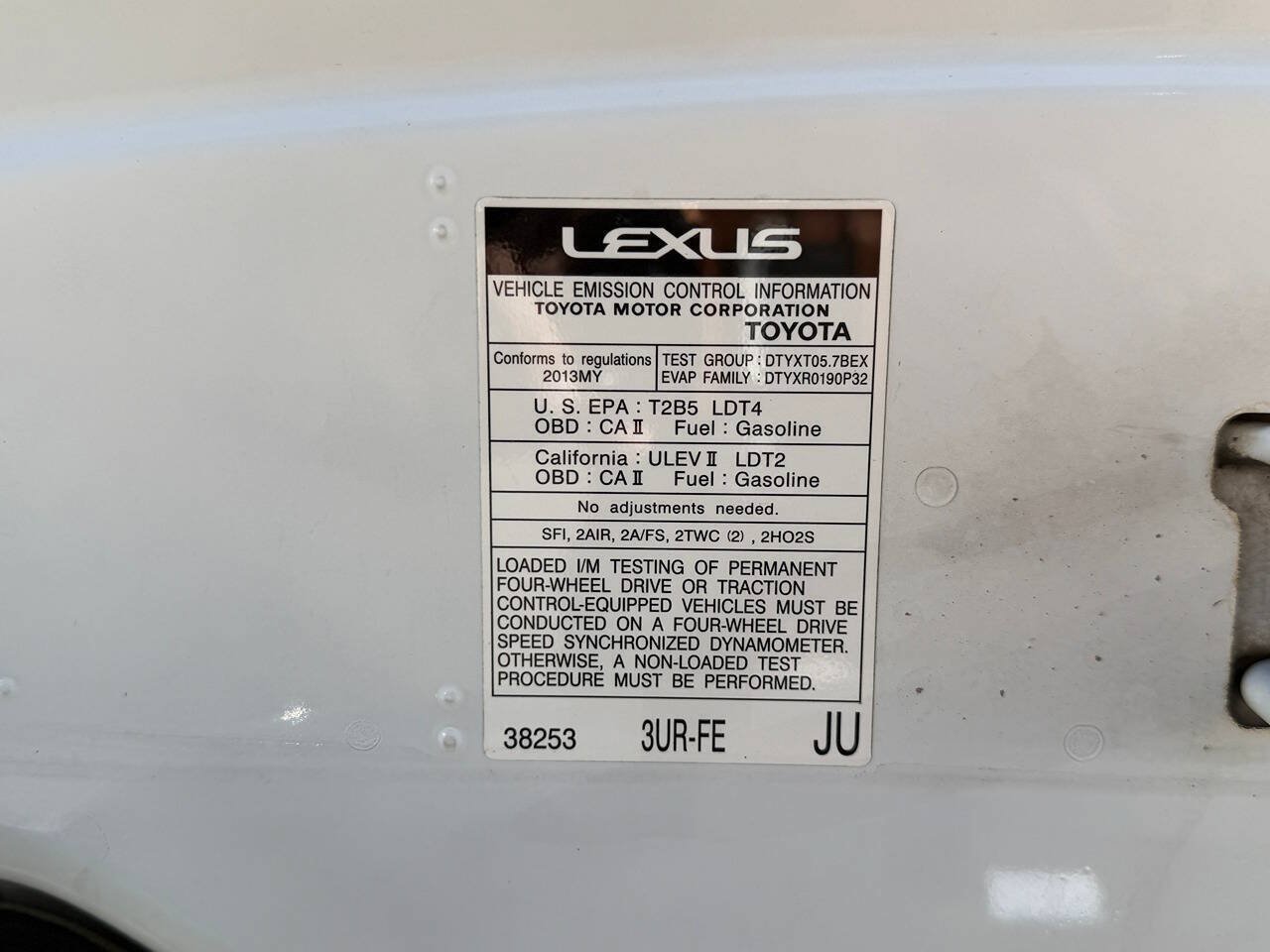 Used 2013 Lexus LX 570 4WD w/ Luxury Pkg image 67