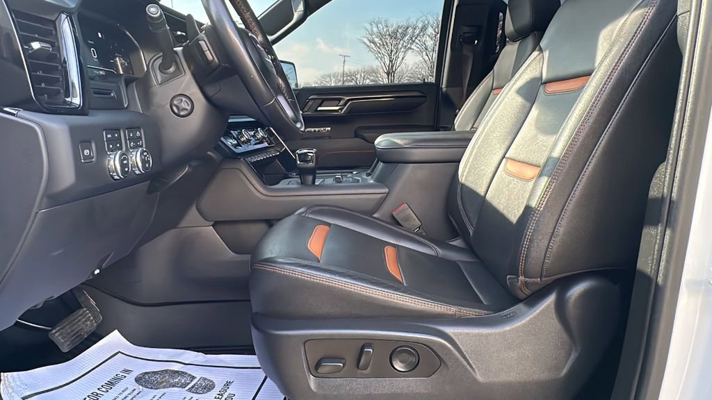 Used 2023 GMC Sierra 1500 AT4 AWD/4WD image 10