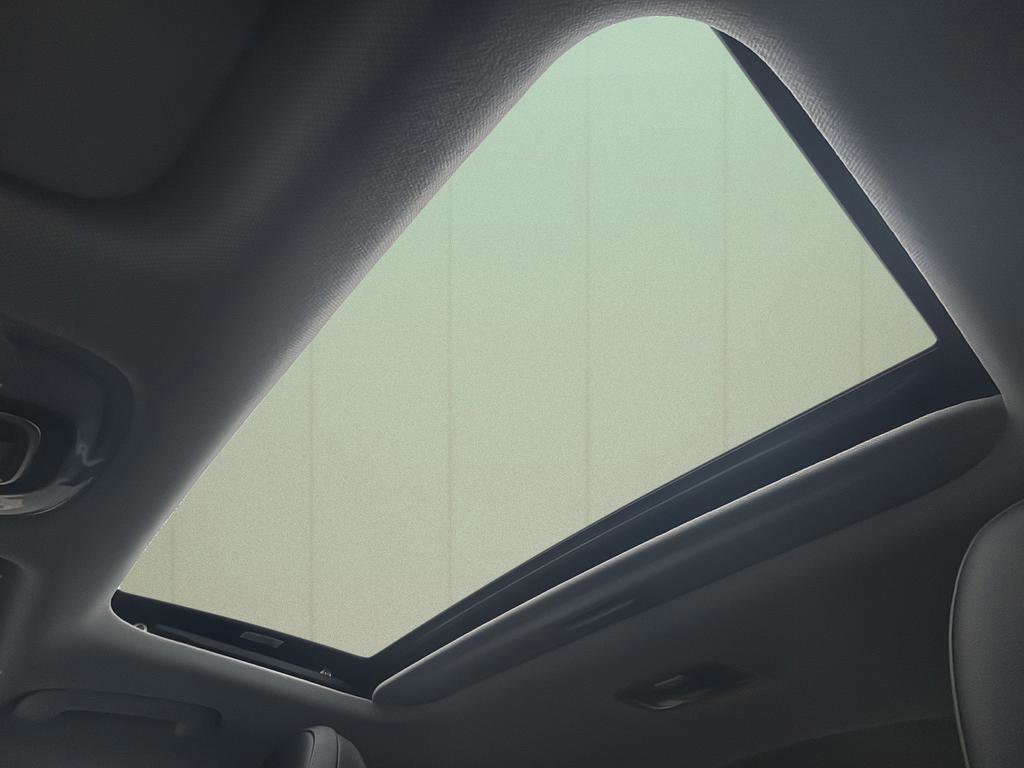 Certified 2025 Hyundai Elantra Limited image 37