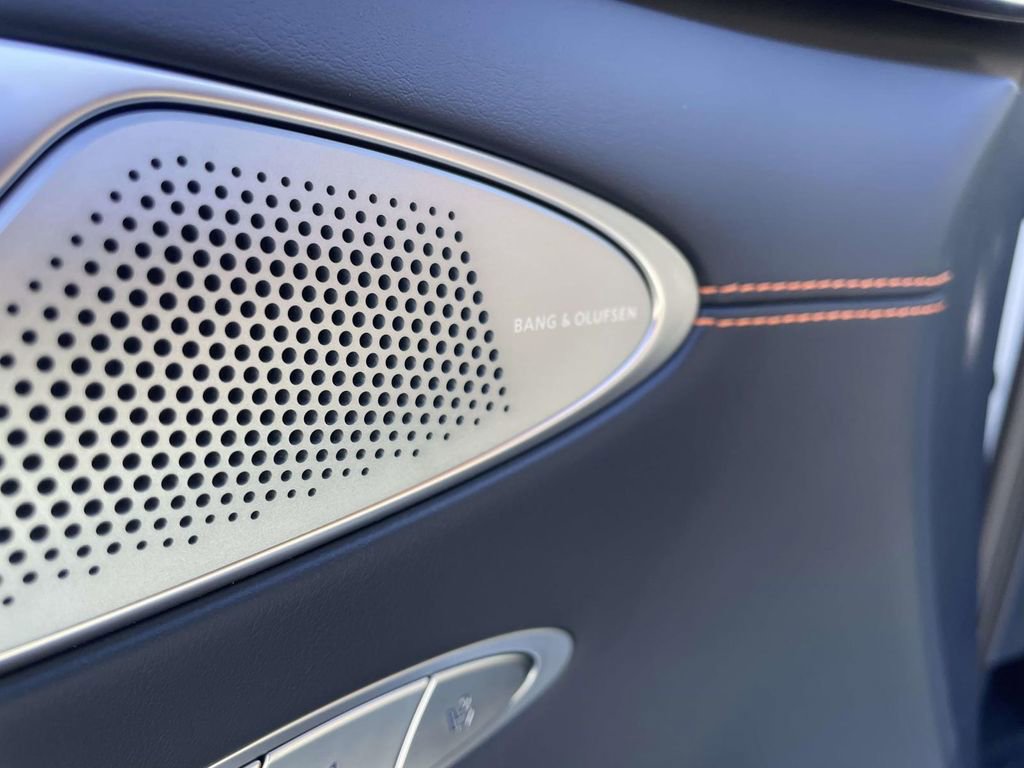 New 2026 Genesis GV70 3.5T Sport Prestige AWD/4WD image 19