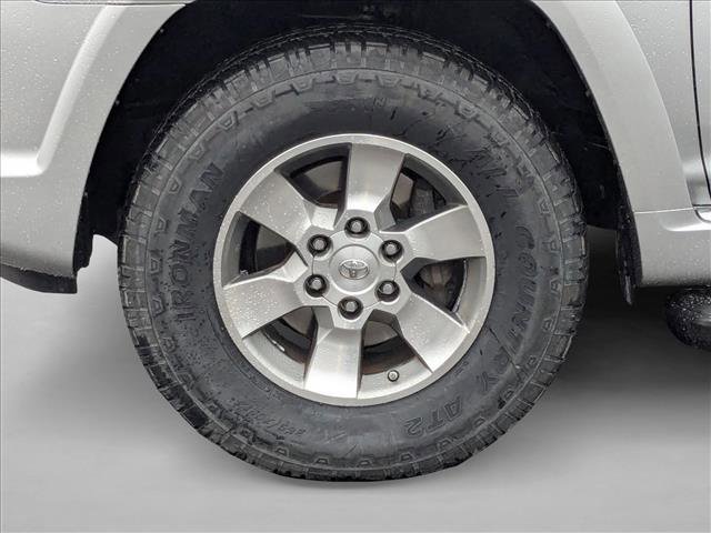 Used 2012 Toyota 4Runner SR5 image 26