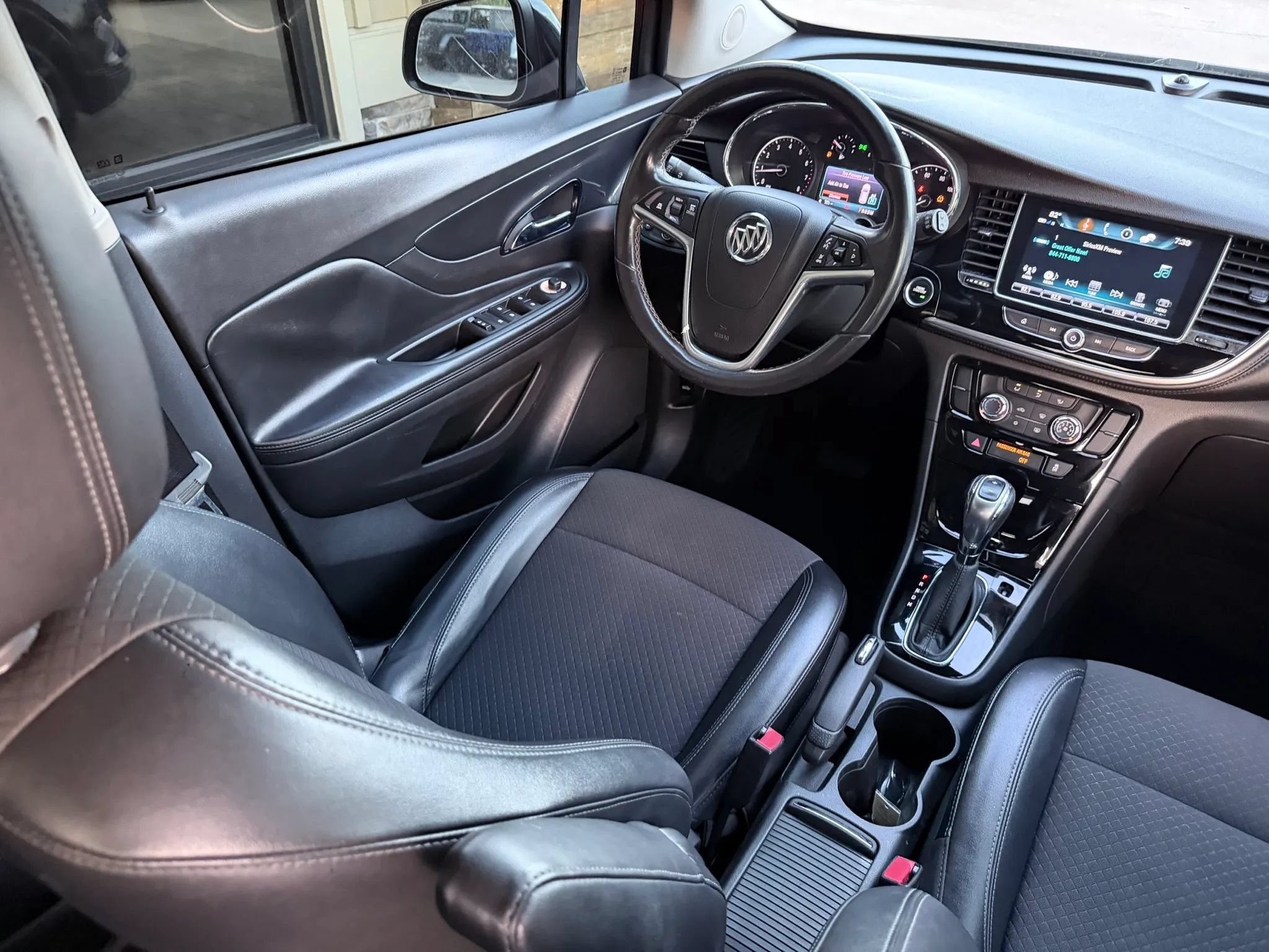 Used 2019 Buick Encore Preferred AWD/4WD image 19