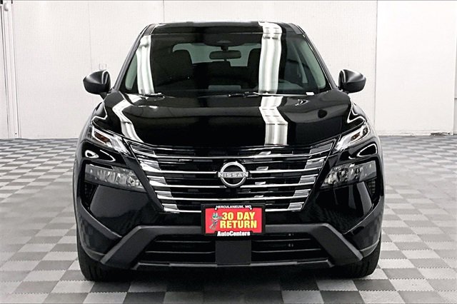 New 2026 Nissan Rogue S image 15