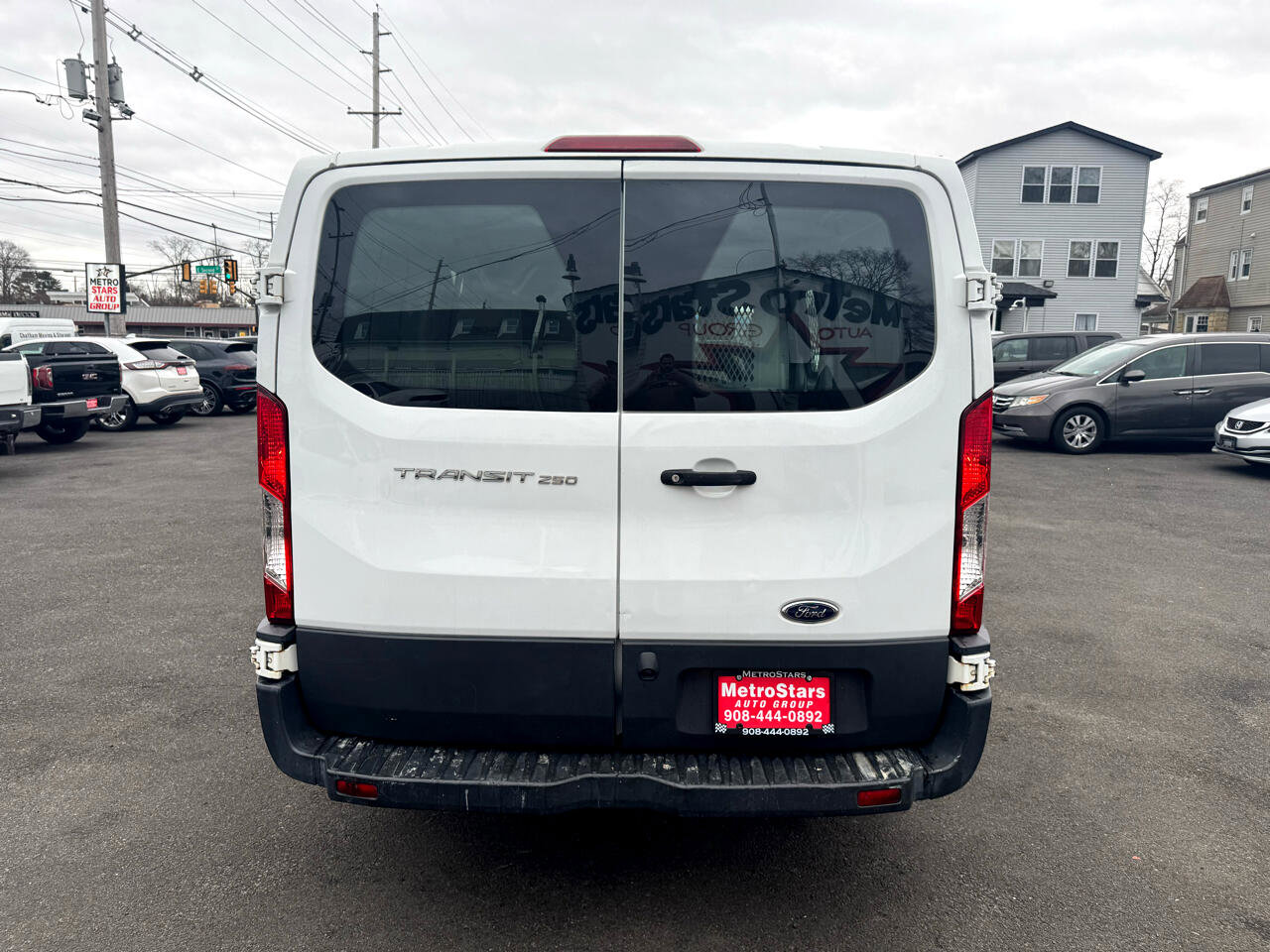 Used 2018 Ford Transit 250 130 Low Roof image 6
