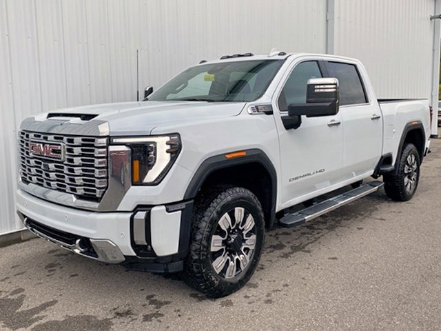 New 2026 GMC Sierra 2500 Denali w/ Technology Package image 3