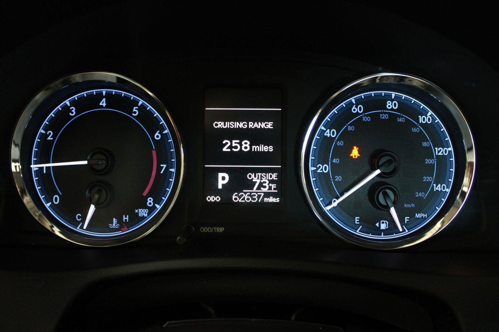 Used 2018 Toyota Corolla LE FWD image 19