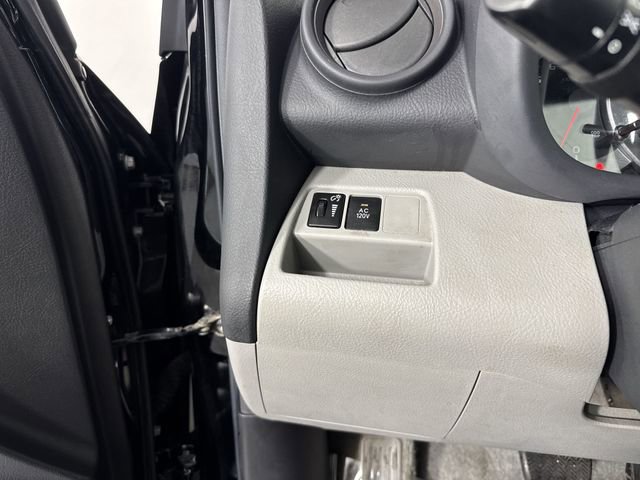 Used 2010 Toyota RAV4 Limited AWD/4WD image 12