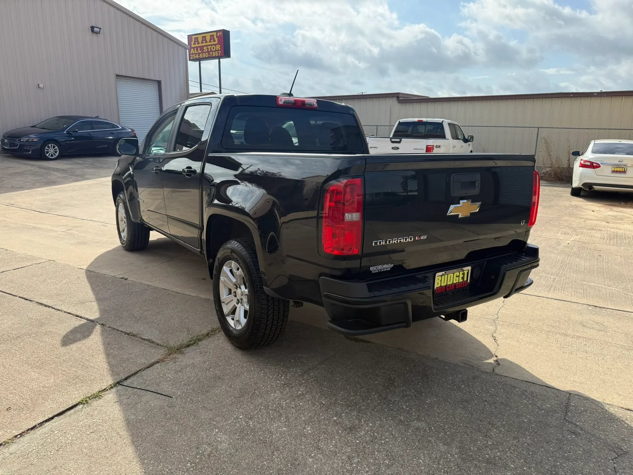 Used 2017 Chevrolet Colorado LT RWD image 8