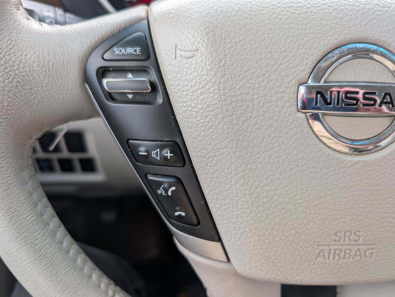 Used 2017 Nissan Quest SV FWD image 20