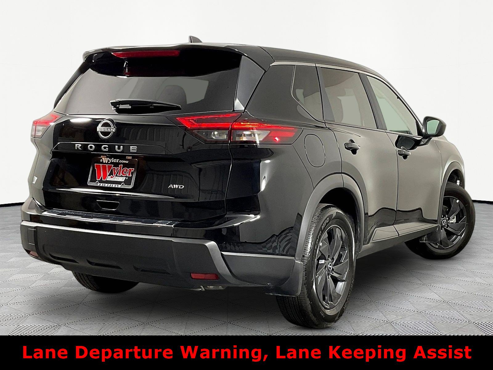Used 2026 Nissan Rogue SV AWD/4WD image 6