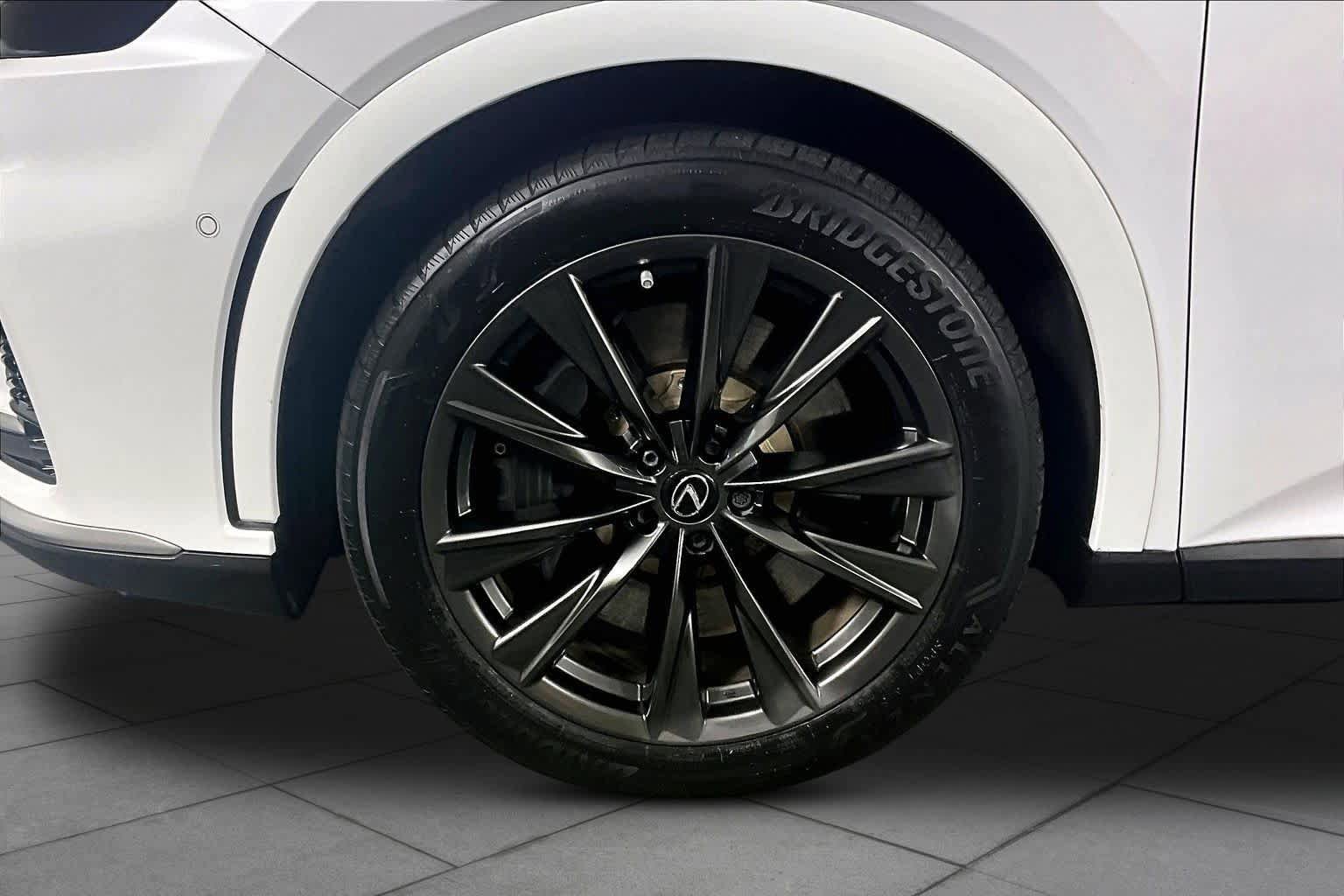 Used 2024 Lexus RX 350 F Sport w/ Convenience Package AWD/4WD image 11