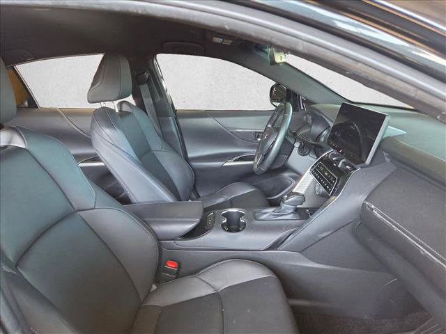 Used 2024 Toyota Venza XLE AWD/4WD image 18