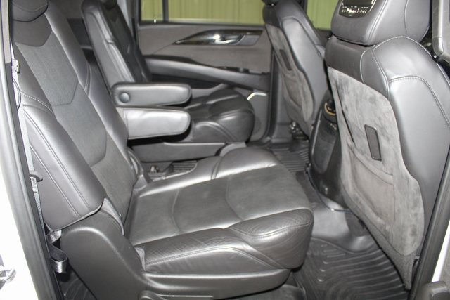 Used 2018 Cadillac Escalade ESV Platinum image 19