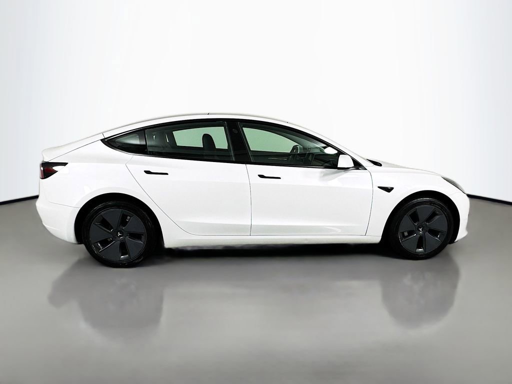 Used 2023 Tesla Model 3 Standard Range image 5