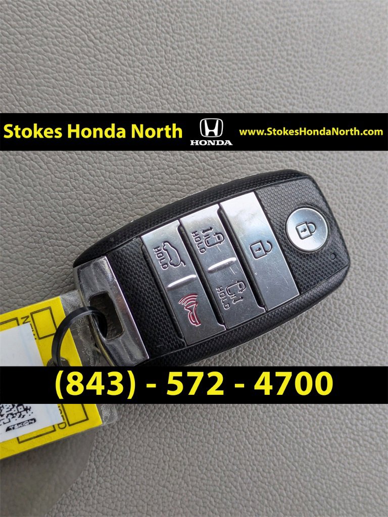 Used 2018 Kia Sedona LX w/ LX Essentials Premium Package image 31