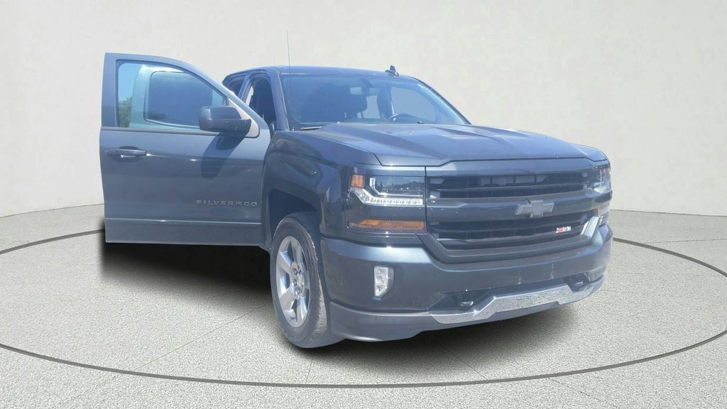 Used 2017 Chevrolet Silverado 1500 LT AWD/4WD image 8