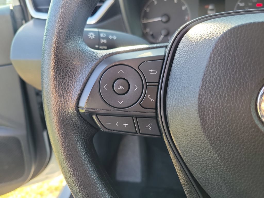 Used 2024 Toyota Corolla LE FWD image 17