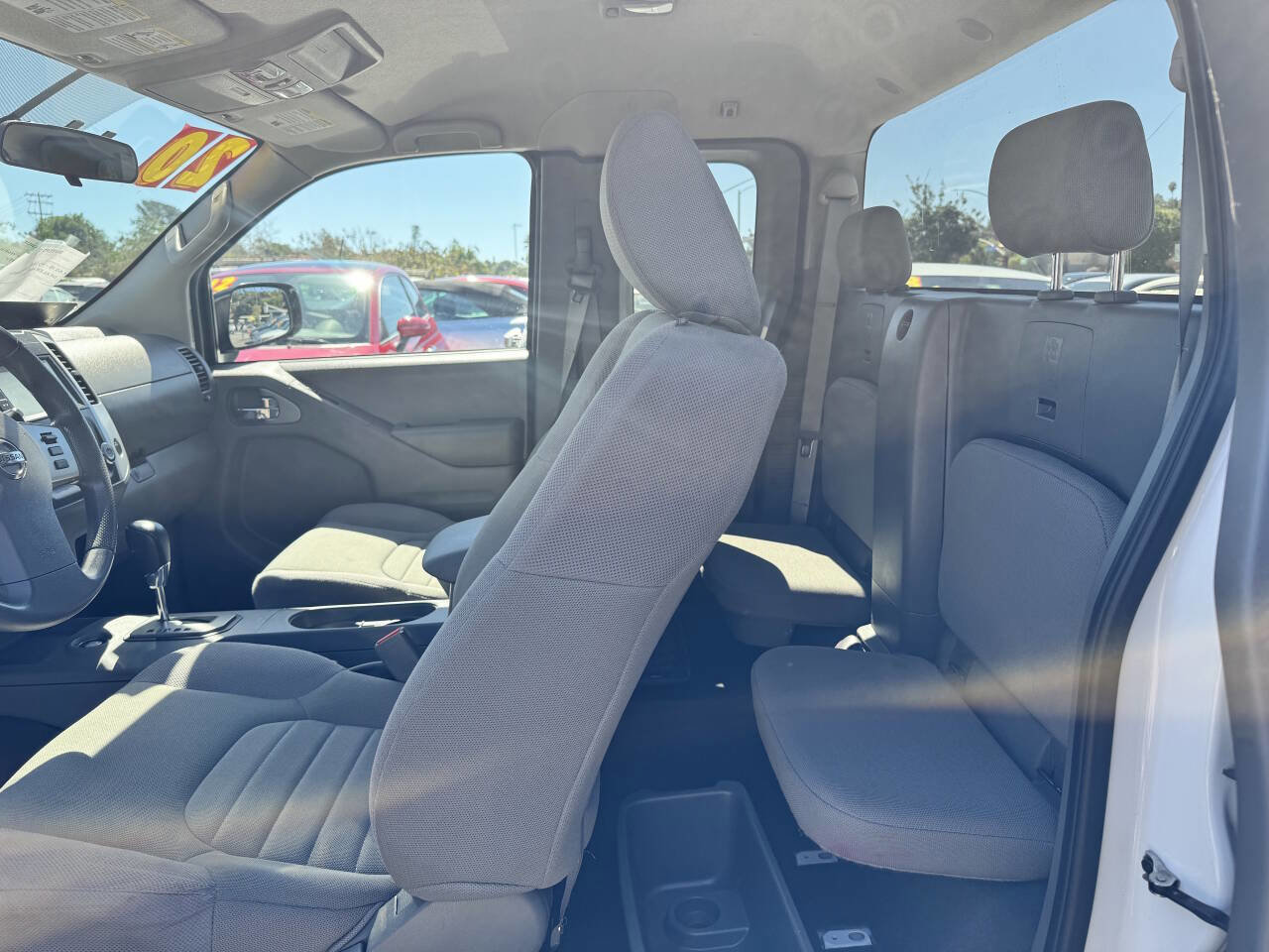 Used 2020 Nissan Frontier S image 10
