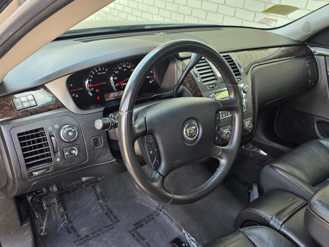 Used 2011 Cadillac DTS FWD image 8