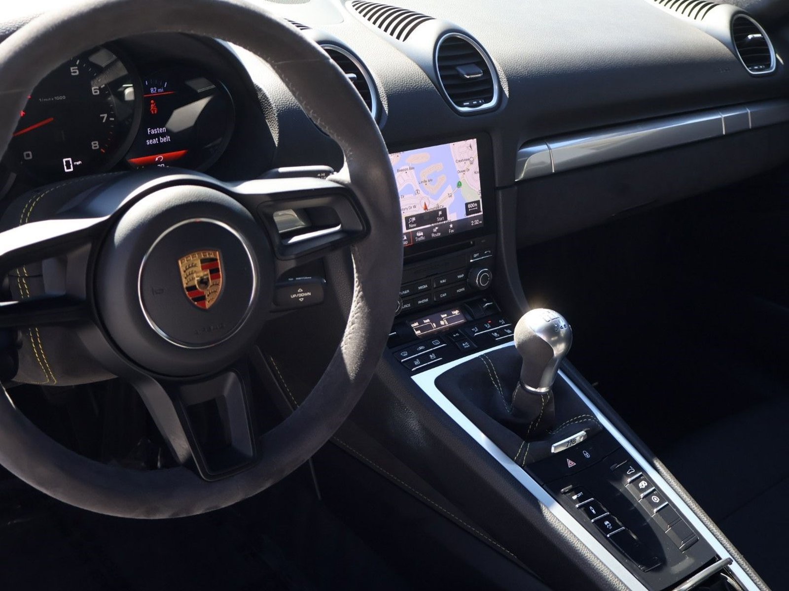 Certified 2018 Porsche 718 Cayman RWD image 18