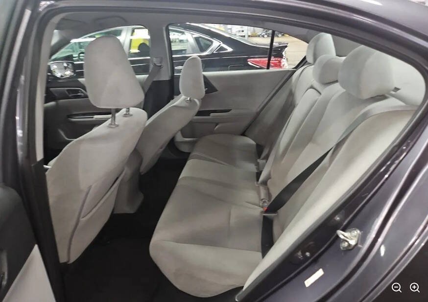 Used 2013 Honda Accord LX image 10