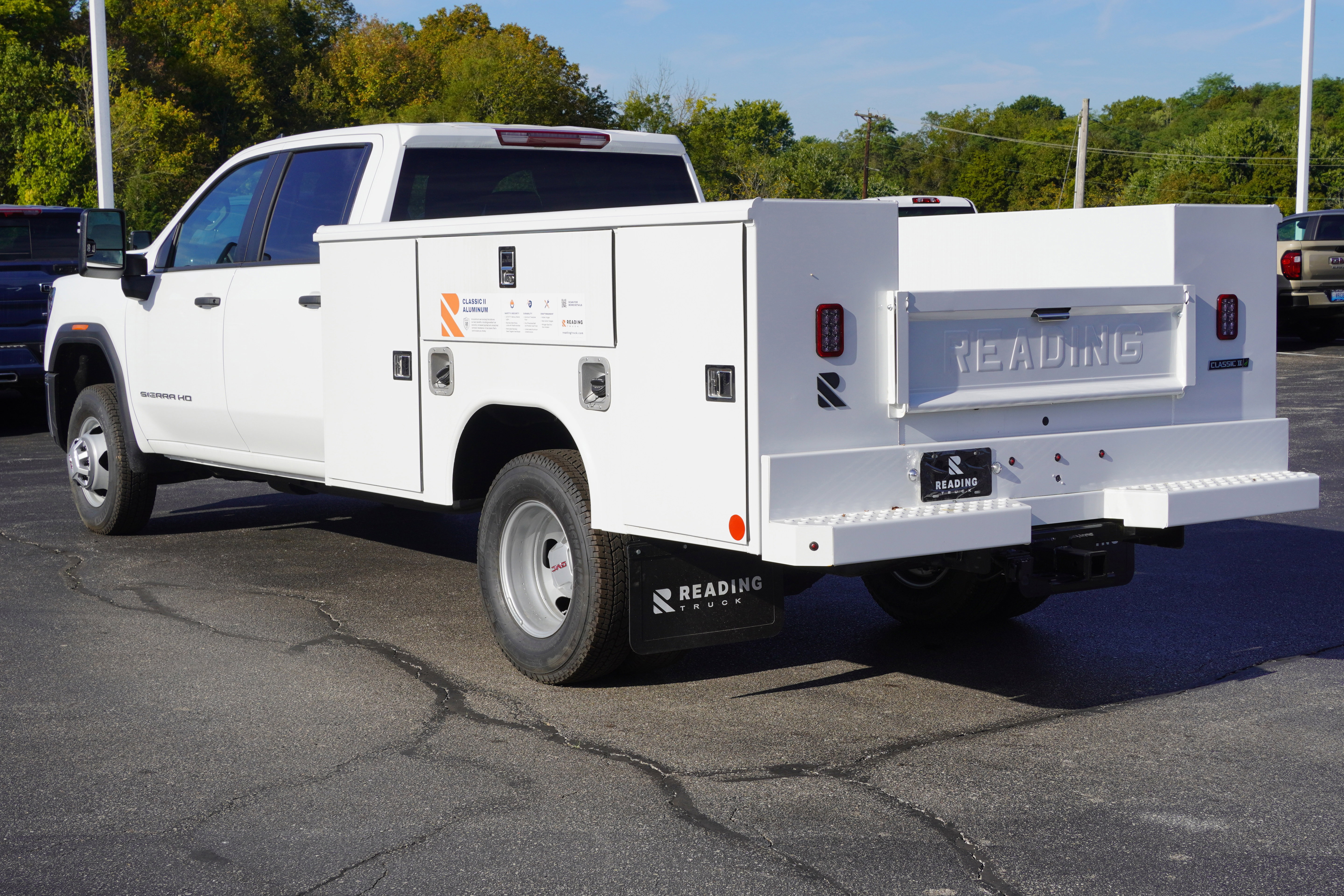 New 2025 GMC Sierra 3500 Pro w/ Convenience Package image 7