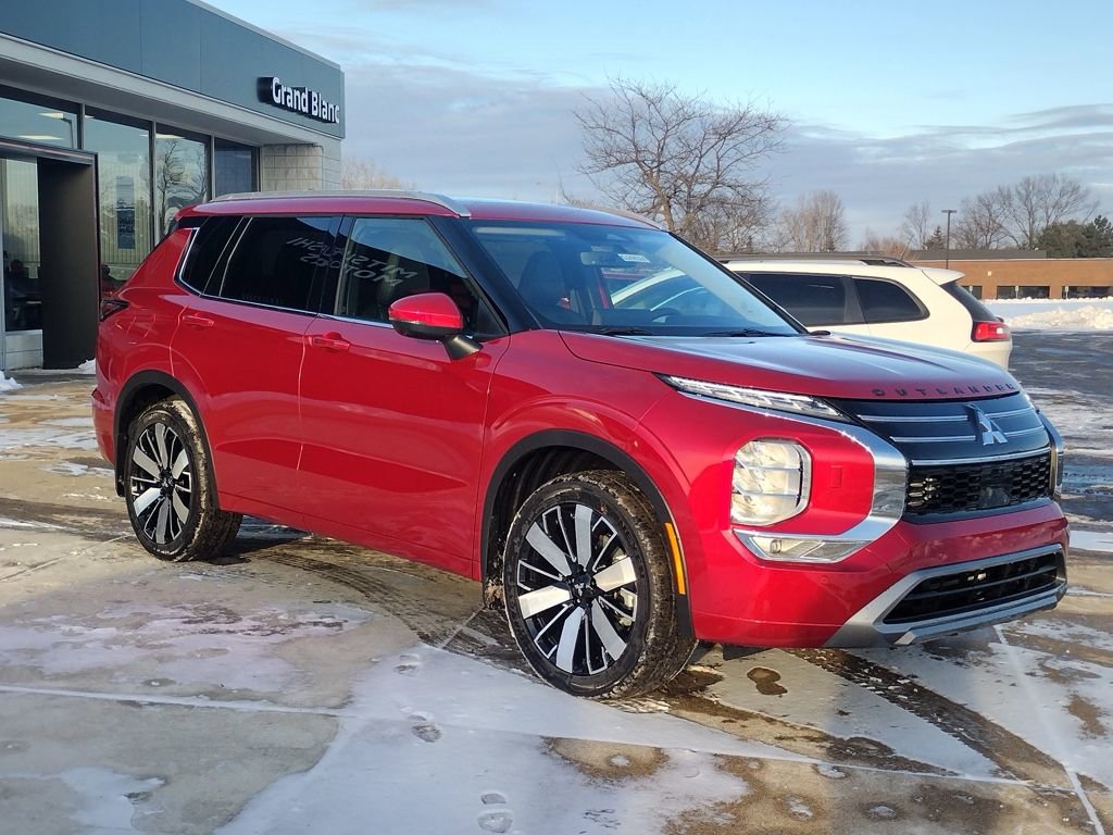 New 2026 Mitsubishi Outlander SEL image 14