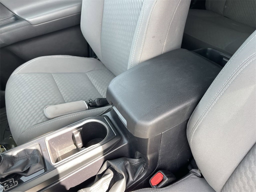 Used 2022 Toyota Tacoma SR image 20