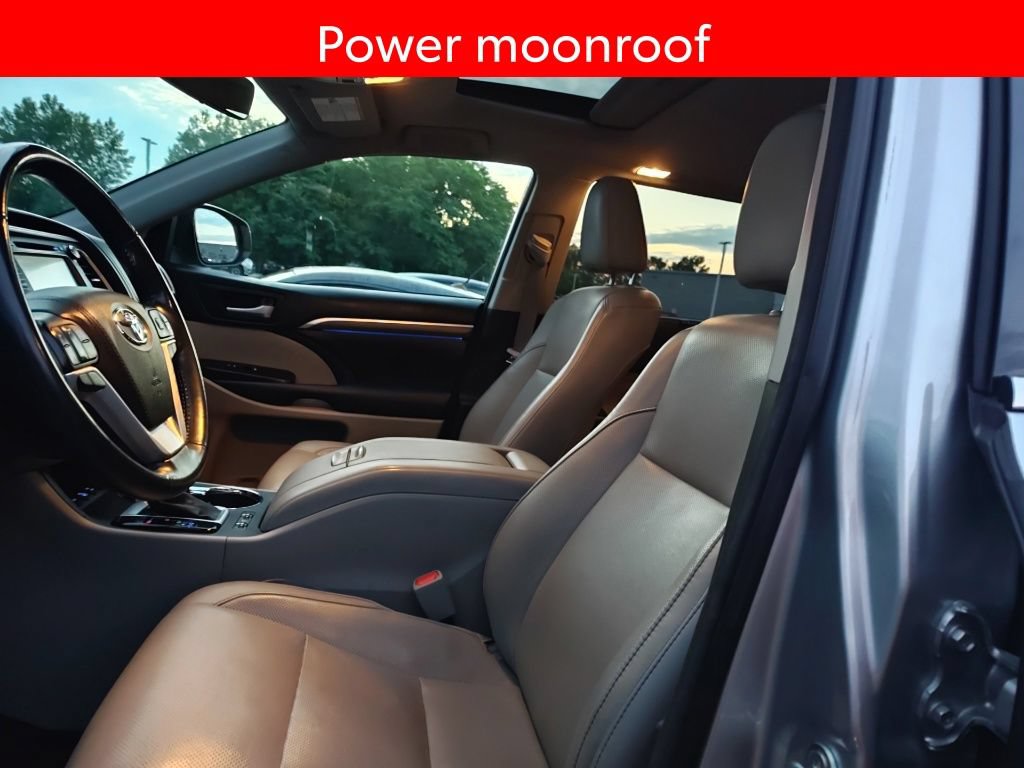 Used 2018 Toyota Highlander Limited AWD/4WD image 7