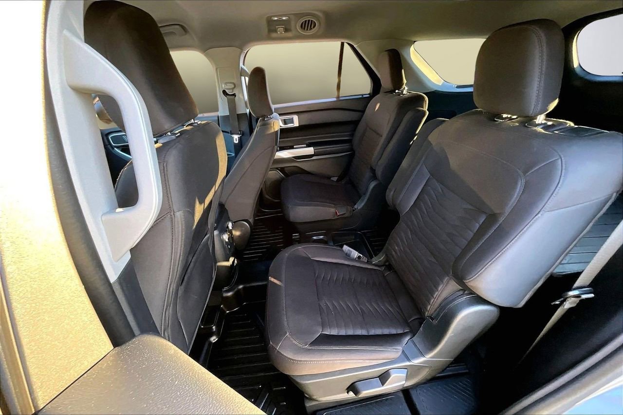 Used 2021 Ford Explorer XLT w/ Class III Trailer Tow Package image 21