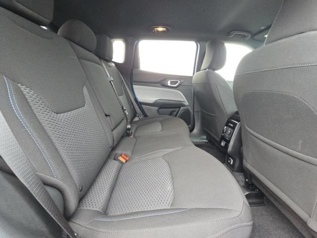 Used 2024 Jeep Compass Sport AWD/4WD image 13