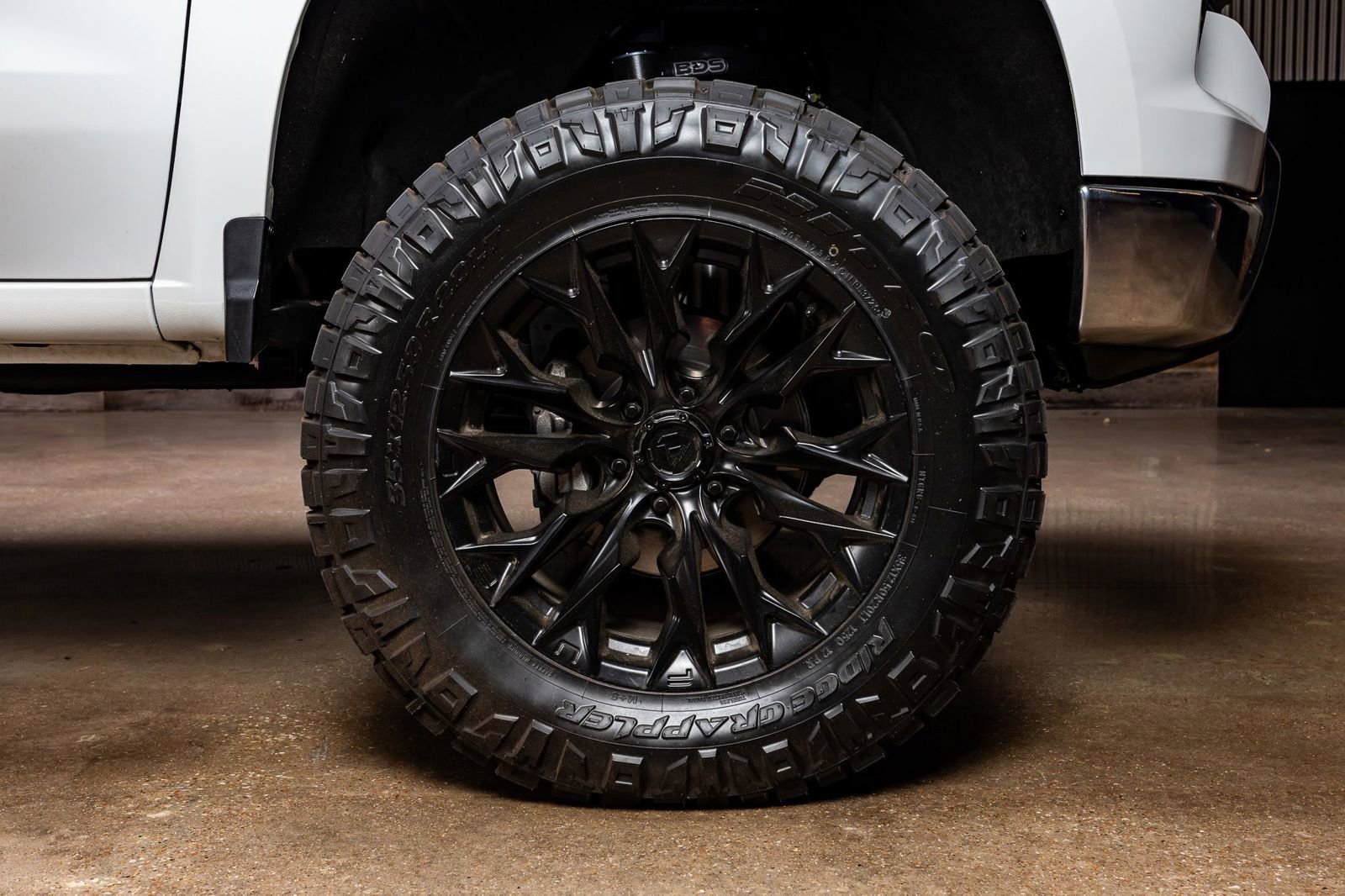 Used 2023 Chevrolet Silverado 1500 LT w/ Z71 Off-Road Package image 12