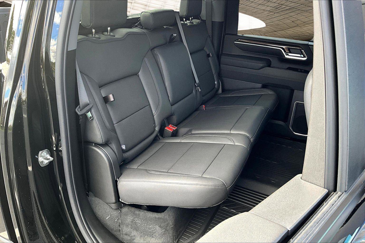 New 2026 Chevrolet Silverado 2500 LT w/ Trail Boss Package image 9