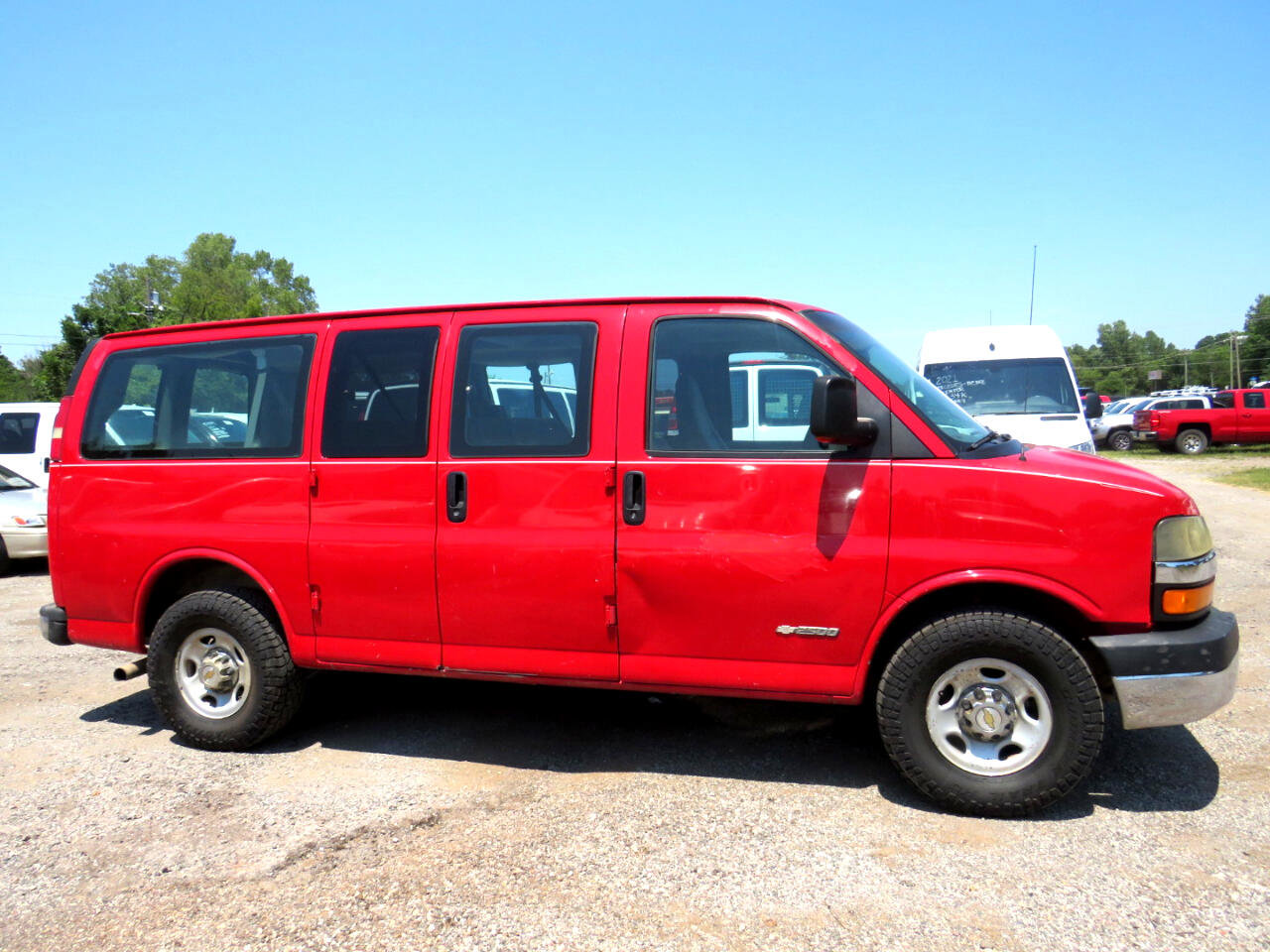 Used 2003 Chevrolet Express 2500 Passenger w/ LS Preferred Equipment Group image 15