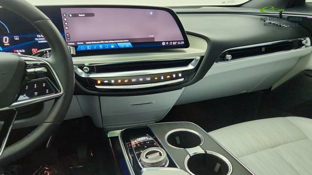 Used 2024 Cadillac Lyriq Luxury RWD image 47