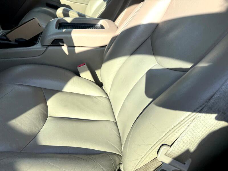 Used 2005 GMC Sierra 3500 SLT w/ Heavy-Duty Power Package image 35