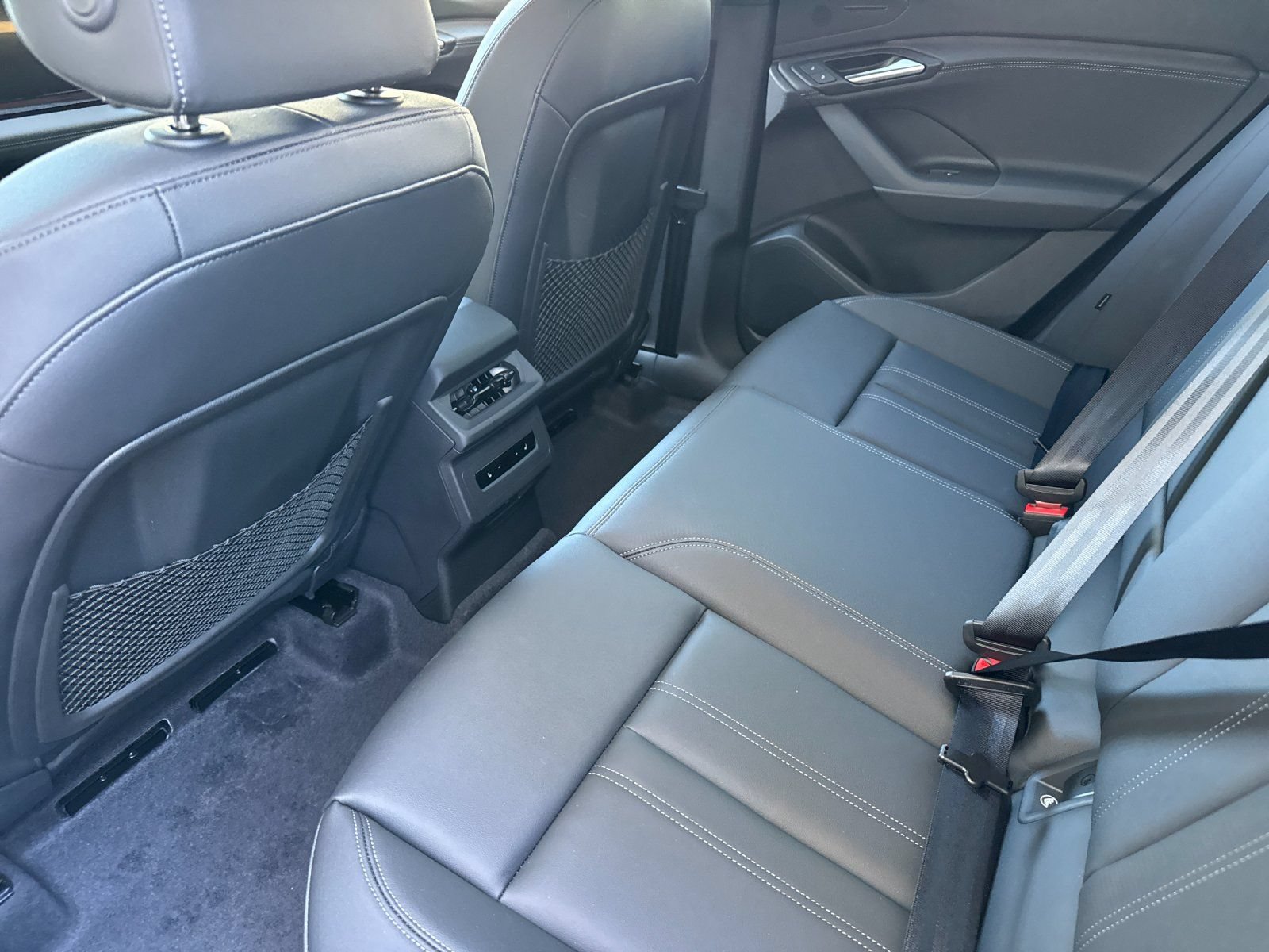 New 2027 Audi Q6 e-tron Premium AWD/4WD image 12