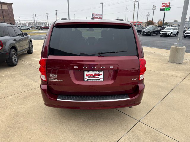 Used 2020 Dodge Grand Caravan SXT image 4