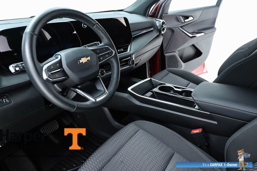 Used 2025 Chevrolet Equinox LT image 19